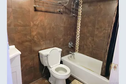 301 Linwood Avenue, Cedarhurst, NY 11516 - Photo 21