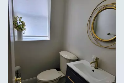 301 Linwood Avenue, Cedarhurst, NY 11516 - Photo 11
