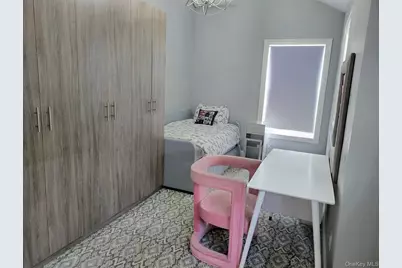 301 Linwood Avenue, Cedarhurst, NY 11516 - Photo 17