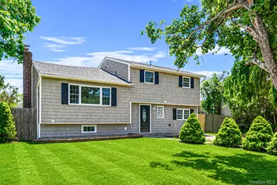 18 Lark Drive, Centereach, NY 11720 - Photo 3