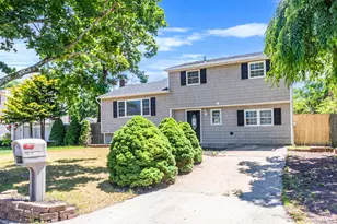18 Lark Dr, Centereach, NY 11720 - Photo 5
