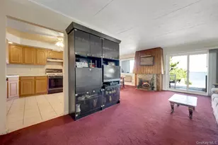 1490 Shore Dr, Bronx, NY 10465 - Photo 9