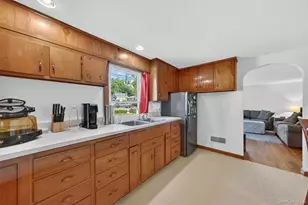 32 Merilina Ave, Kingston, NY 12401 - Photo 9