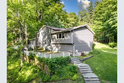 14 Englewood Terrace, Mahopac, NY 10541 - Photo 3