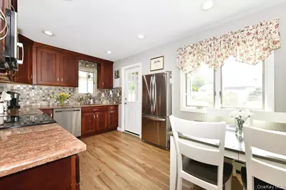 1872 Chester Drive, East Meadow, NY 11554 - Photo 9