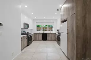 30 Stephens Pl, Spring Valley, NY 10977 - Photo 7