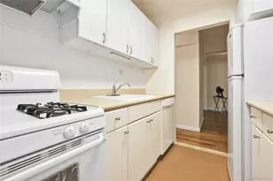 28-02 141st St, Flushing, NY 11354 - Photo 15