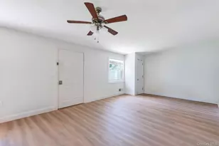 22 Wagon Ln E, Centereach, NY 11720 - Photo 35