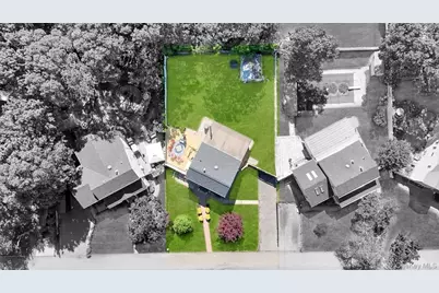 22 Wagon Lane E, Centereach, NY 11720 - Photo 3