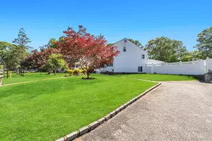 22 Wagon Ln E, Centereach, NY 11720 - Photo 7