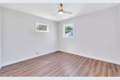 22 Wagon Lane E, Centereach, NY 11720 - Photo 25
