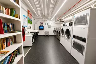 230 W 105th St, New York, NY 10025 - Photo 11