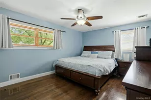 5 Pine Hill Ln, Dix Hills, NY 11746 - Photo 11