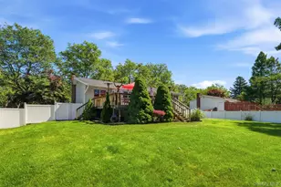5 Pine Hill Ln, Dix Hills, NY 11746 - Photo 27