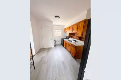 2711 Deerfield Road, Far Rockaway, NY 11691 - Photo 3