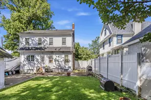 40-29 217th St, Bayside, NY 11361 - Photo 23