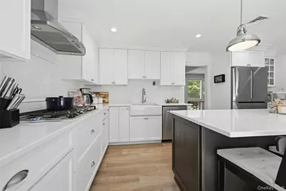 95 Linda Lane W, Riverhead, NY 11901 - Photo 5