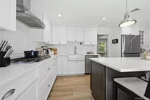 95 Linda Ln W, Riverhead, NY 11901 - Photo 5