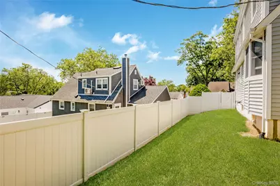 34 Ridge Road, Farmingdale, NY 11735 - Photo 29