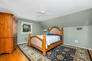 34 Ridge Rd, Farmingdale, NY 11735 - Photo 19
