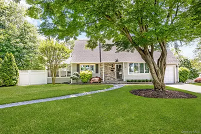 34 Ridge Road, Farmingdale, NY 11735 - Photo 3