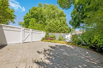 34 Ridge Road, Farmingdale, NY 11735 - Photo 27