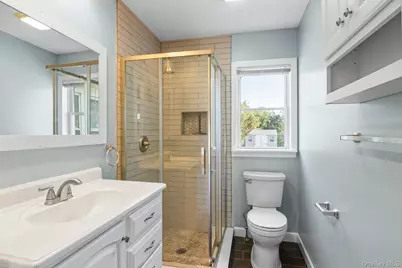 1333 Richland Boulevard, Bay Shore, NY 11706 - Photo 17