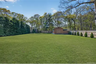 489 Rowlinson Drive, Shirley, NY 11967 - Photo 21