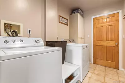 51 Cliff Lane, Levittown, NY 11756 - Photo 13