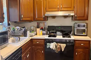 58-35 155th St, Flushing, NY 11355 - Photo 5