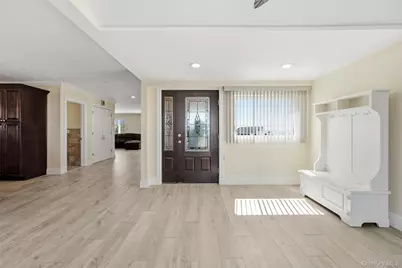 458 Little East Neck Road S, Babylon, NY 11702 - Photo 11