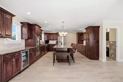 458 Little East Neck Road S, Babylon, NY 11702 - Photo 5
