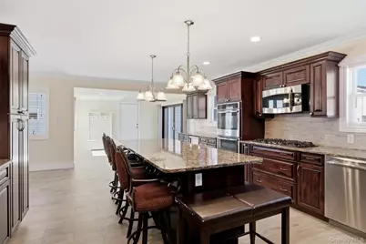 458 Little East Neck Road S, Babylon, NY 11702 - Photo 7