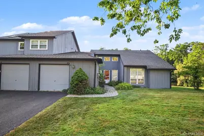 35 North Loop, Rhinebeck, NY 12572 - Photo 1