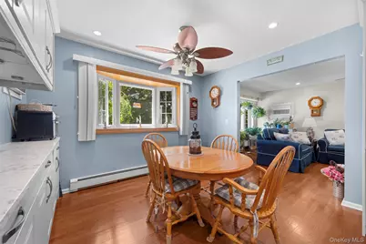 2389 Lindy Road, Westbury, NY 11590 - Photo 17