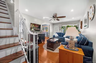 2389 Lindy Rd, Westbury, NY 11590 - Photo 5