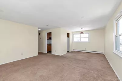 360 Litchfield Avenue, Elmont, NY 11003 - Photo 15