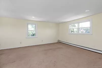 360 Litchfield Avenue, Elmont, NY 11003 - Photo 13