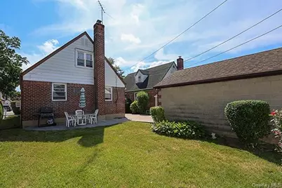 8152 249th Street, Bellerose, NY 11426 - Photo 27