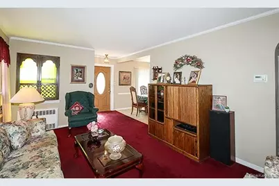 8152 249th Street, Bellerose, NY 11426 - Photo 5