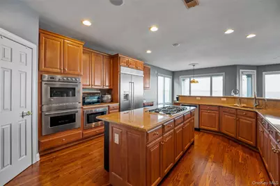 23 Lighthouse Drive, South Amboy, NJ 08879 - Photo 15