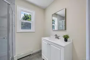 369 Dare Rd, Selden, NY 11784 - Photo 33