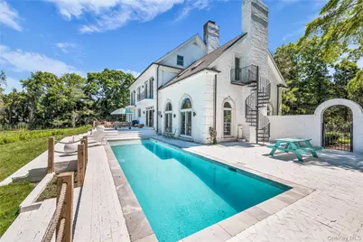 68 S Howells Point Road, Bellport, NY 11713 - Photo 39