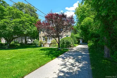 163/165 Lincoln Avenue, Rockville Centre, NY 11570 - Photo 9