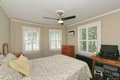163/165 Lincoln Avenue, Rockville Centre, NY 11570 - Photo 13