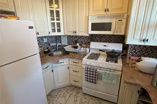 97-10 62nd Dr, Rego Park, NY 11374 - Photo 7