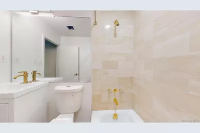 67-39 Clyde Street #A, Forest Hills, NY 11375 - Photo 21