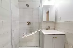 67-39 Clyde St, Forest Hills, NY 11375 - Photo 23