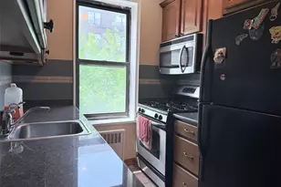 83-05 98th St, Woodhaven, NY 11421 - Photo 3