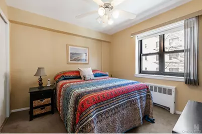 34-10 94th Street #3D, Jackson Heights, NY 11372 - Photo 9
